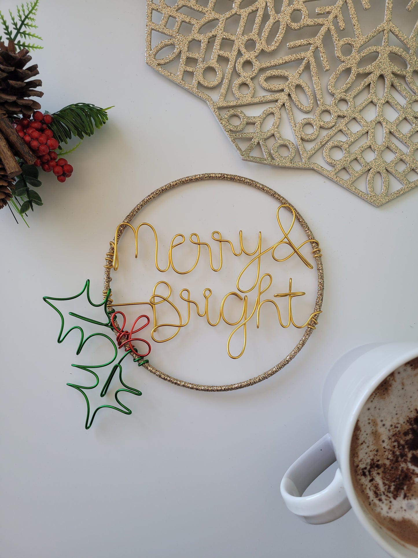 Christmas Mini Hoop - merry and bright