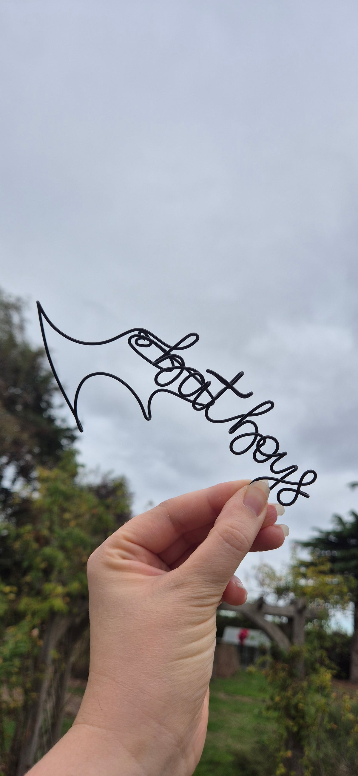 Bat wing bookmark (13 to 16 characters)